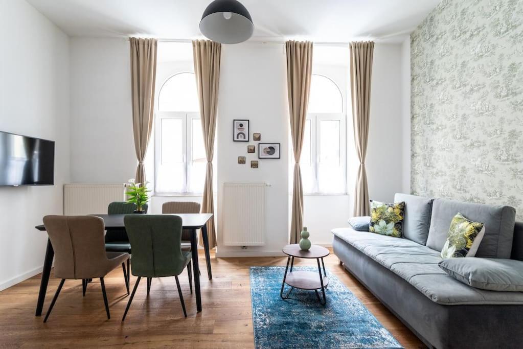 Sleek 1Br Flat Near Center By Hm Apartment Vienna Exterior photo